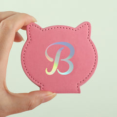 Round leather shell stainless steel single-sided mirror, 75*80mm, with letter printing, can be customized, the color is available in pink and khaki.