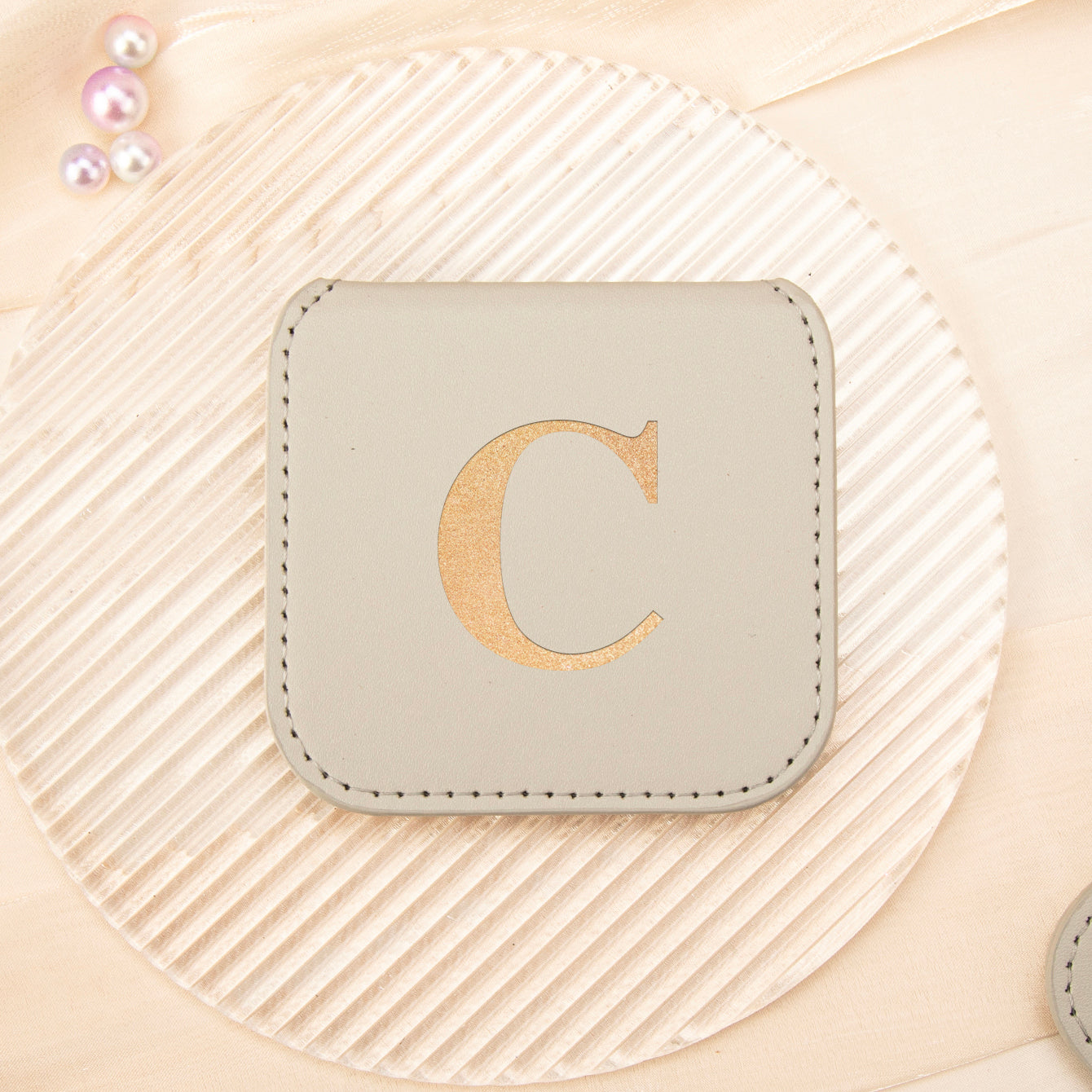 1PC Stainless Steel Makeup Mirror With Rounded Corners Square 2X Magnification Folding Double-sided Compact Mirror Leather Shell Bronzing Letters Can Be Used As A cCustomized Gift For Mom Friends Lovers Teachers Suitable For Use On Any Occasion Or Holiday