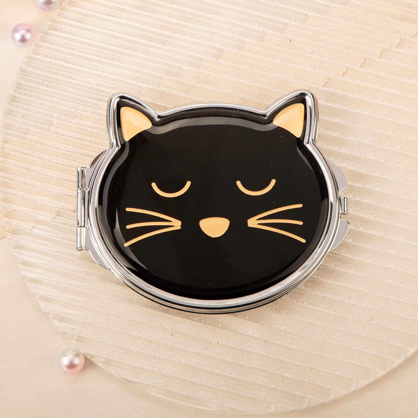 1PC Epoxy Makeup Mirror Folding Double Side Cat Head Compact Mirror 2X Magnification Cut Cat Pattern Suitable As Gift For Sister And Mother Or Lover Suitable For Birthday And Valentine's Day  And Various Festivals And Also Suitable For All Occasions