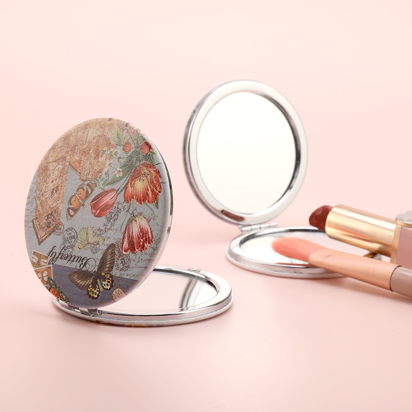 NS Style Retro European 70mm Round Mirror: Double-sided, 2x Magnification, Silver Electroplating, In-stock, High-Definition Glass Lens. A Fusion of Vintage Patterns and Modern Flair for a Stylish, Unique Reflection of Personal Charm