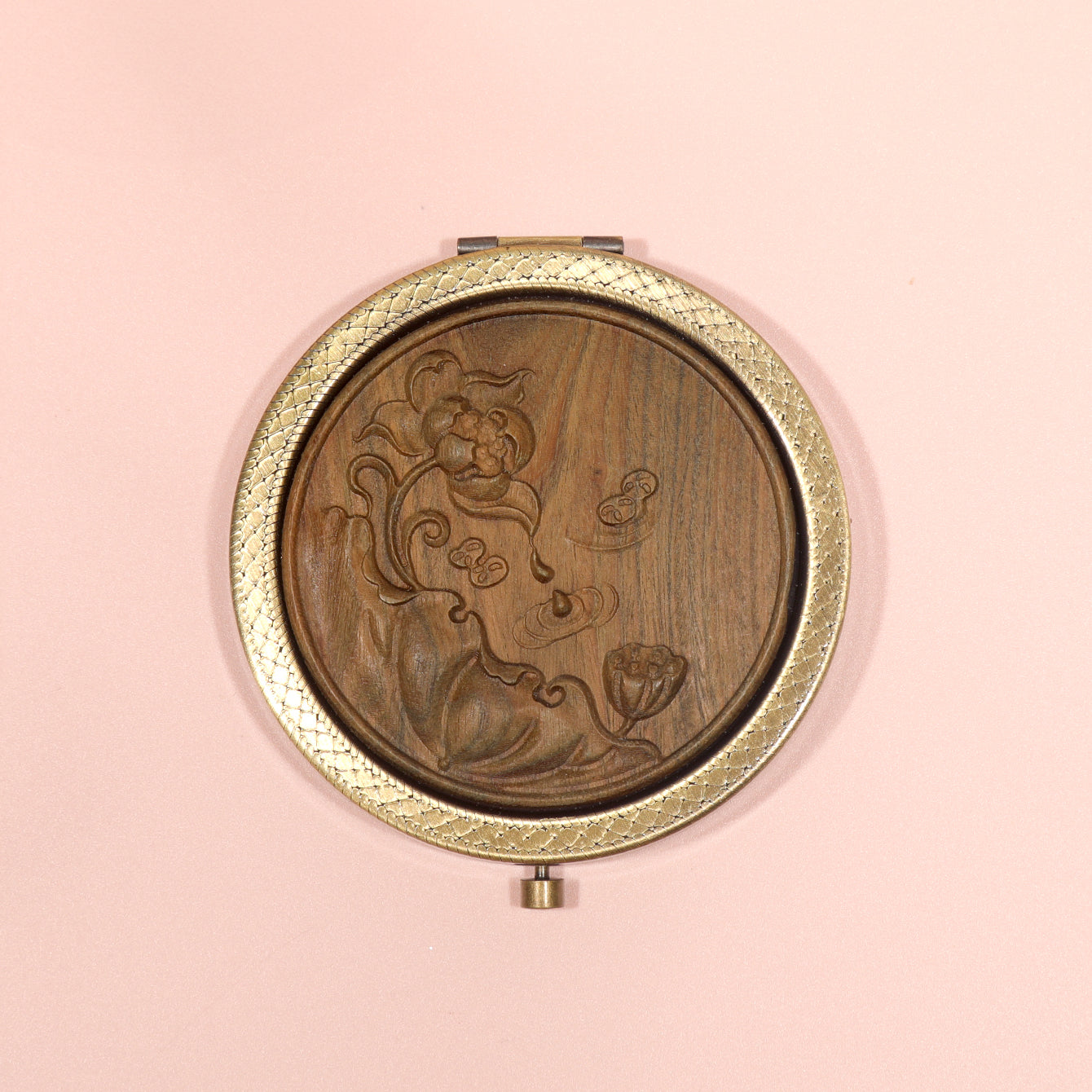 Pocket-sized Beauty Marvel ✨ 70mm Round Dual-sided Makeup Mirror – Antique Green Bronze Finish, Metal Frame, Solid Wood Carvings, Glass Lenses, 2X Magnification. Unveil Your Beauty in Style