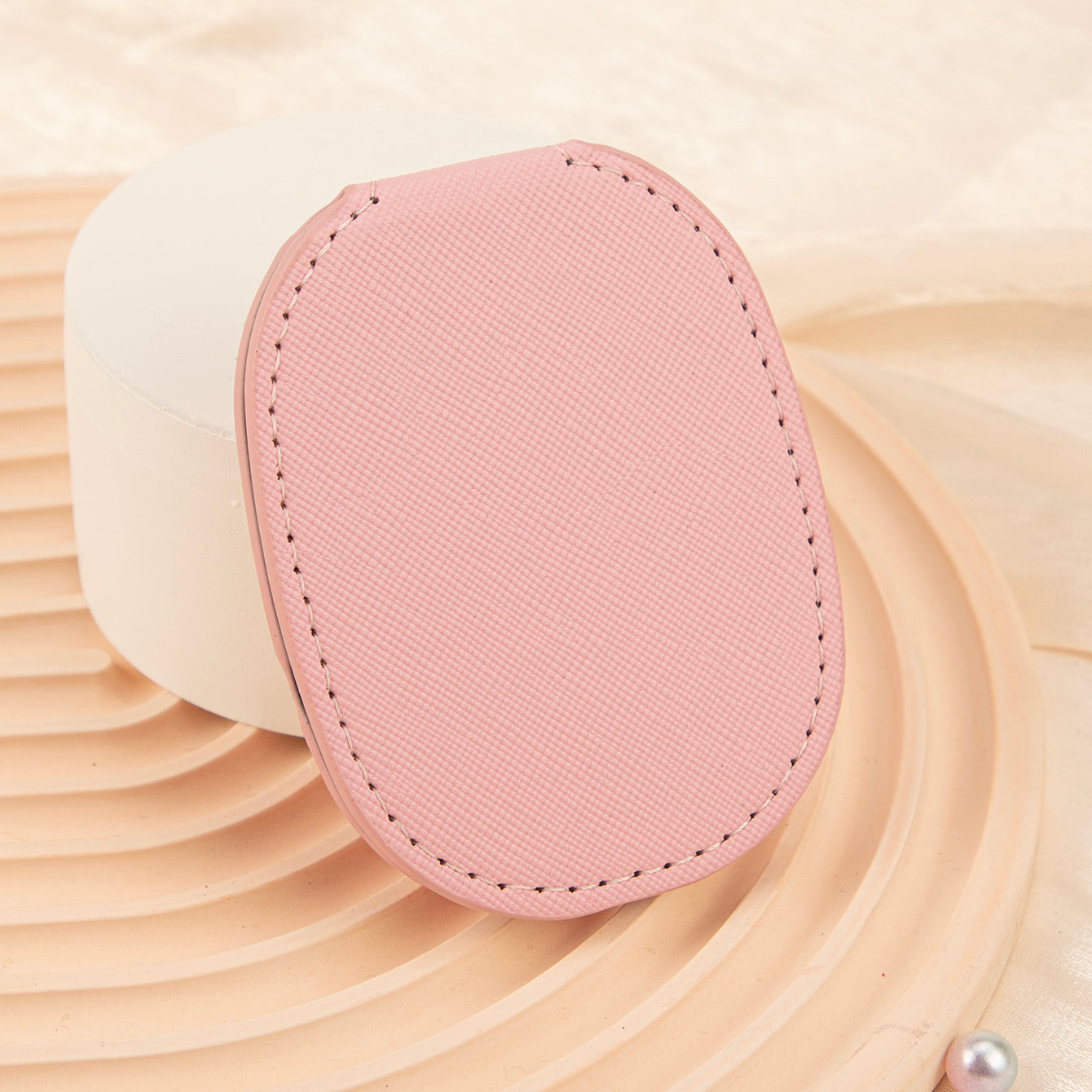 1 PC Foldable Round Corner Square Leather Makeup Mirror High-Quality Durable Compact Design Perfect For Precision Makeup Ideal Gift For Mother Sister Friend Suitable For Home Office Travel