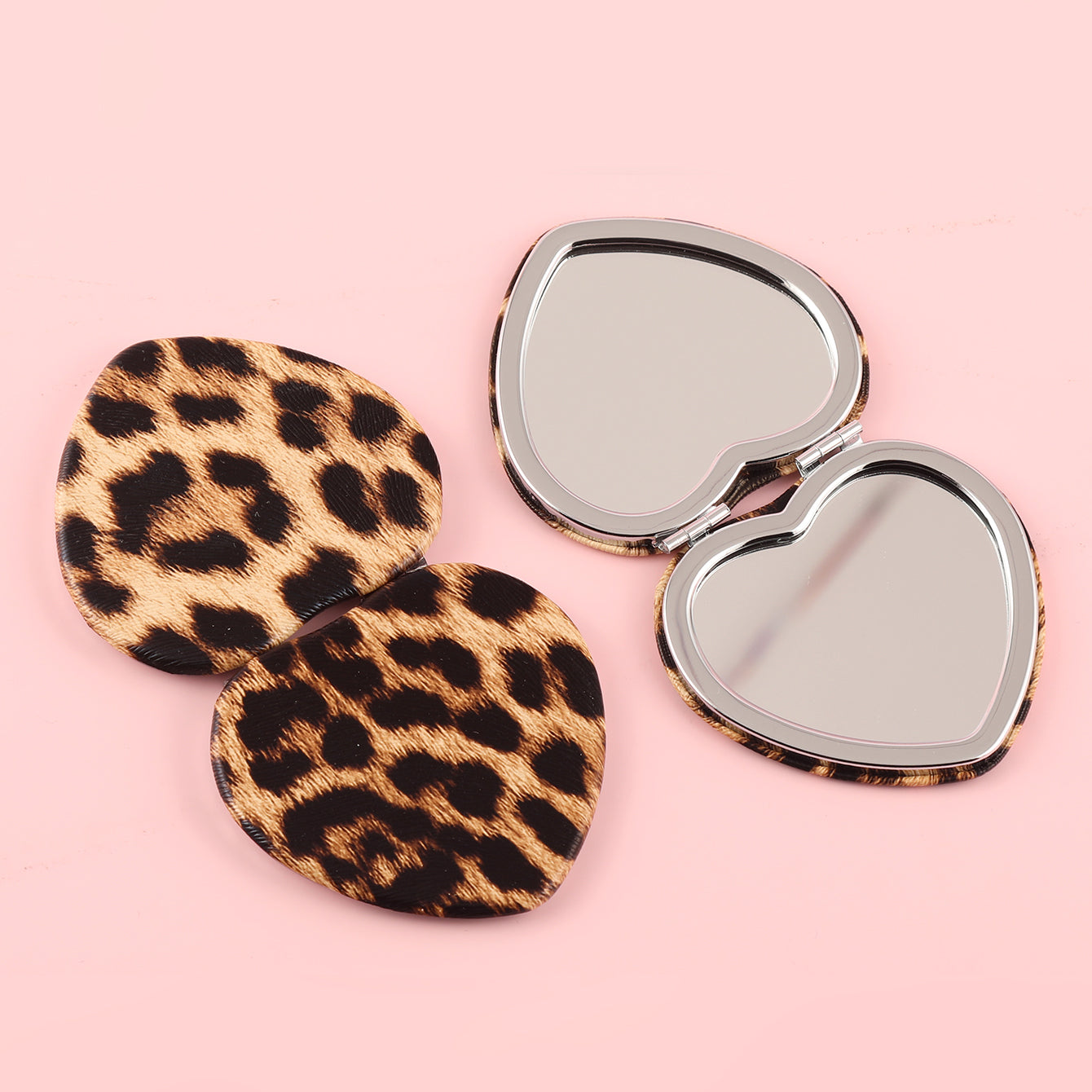 Unique and Stylish INS-Inspired Design! Leopard Print Leather Wrap, Ready-to-Go at 65mm Size. Heart-Shaped Portable Makeup Mirror with 2X Magnification, Silver Electroplating for a Dazzling Touch. The Perfect Festive Gift for Friends