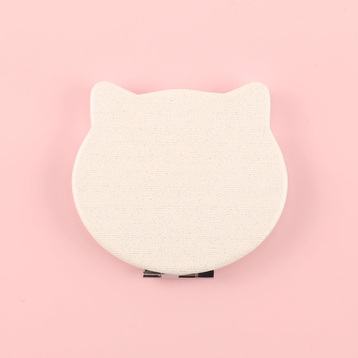 Exquisite Cat-Shaped Mirror, 60*75mm  White Leather Wrap, Metallic Frame, Silver Electroplating – Perfectly Compact for Your Makeup Must-Haves!