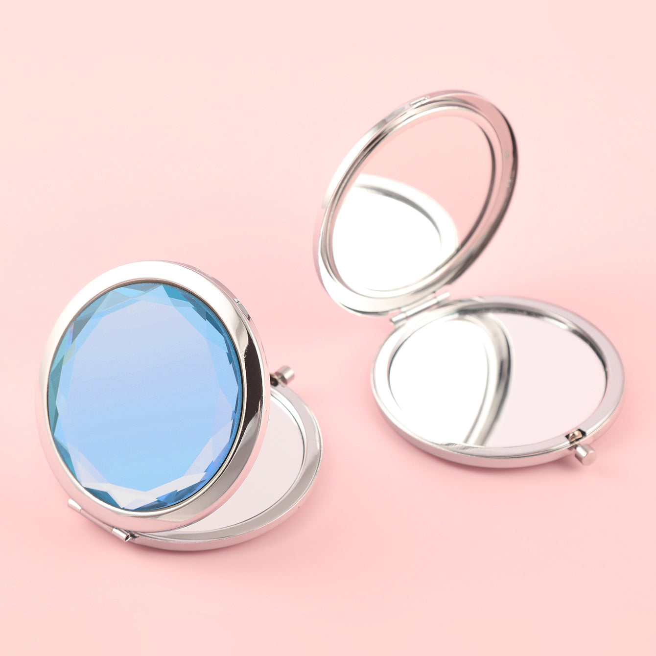 Dream Blue Crystal Glass Button Cosmetic Mirror, Light And Luxurious ,Silver Plating, Fashionable Metal Frame, Round Design Blooming Elegant Luster, Let Your Every Moment Shine Like A Gem，Available In Three Colors,Blue, Yellow and Pink