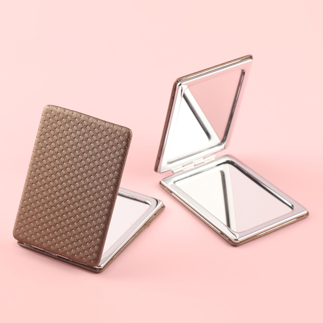 Chic Eco-friendly PU Leather Makeup Mirror with HD Glass, Plating Silver, Metal Frame (SIZE:62*85mm), There Are Four Colors Available In Silver, Brown, Pink, Khaki.