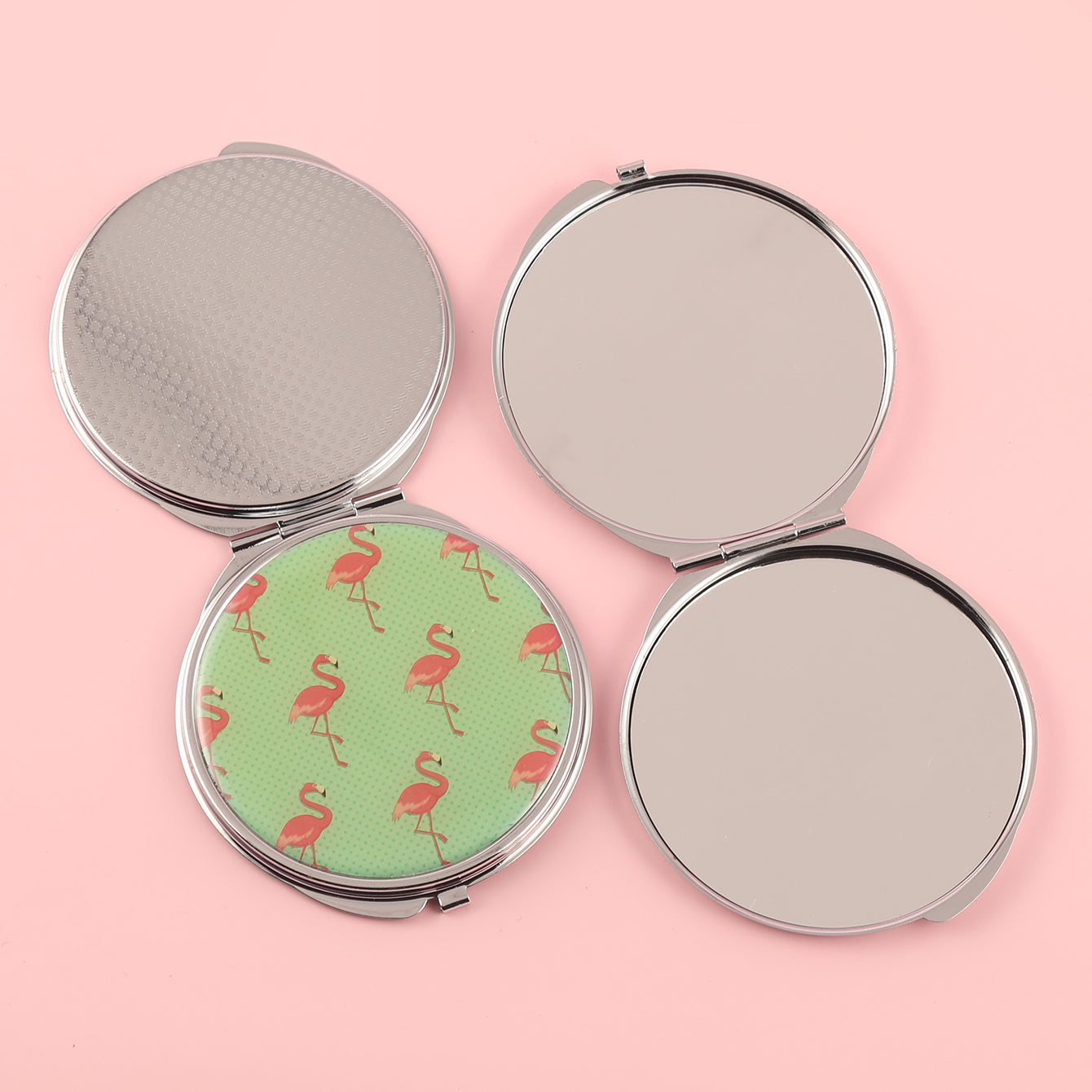 Classic Flamingo Epoxy Design: 70*70mm Circular Makeup Mirror with Plating Silver Metal Frame and HD Glass Mirror, Crafted to Perfectly Enhance Every Moment of Beauty