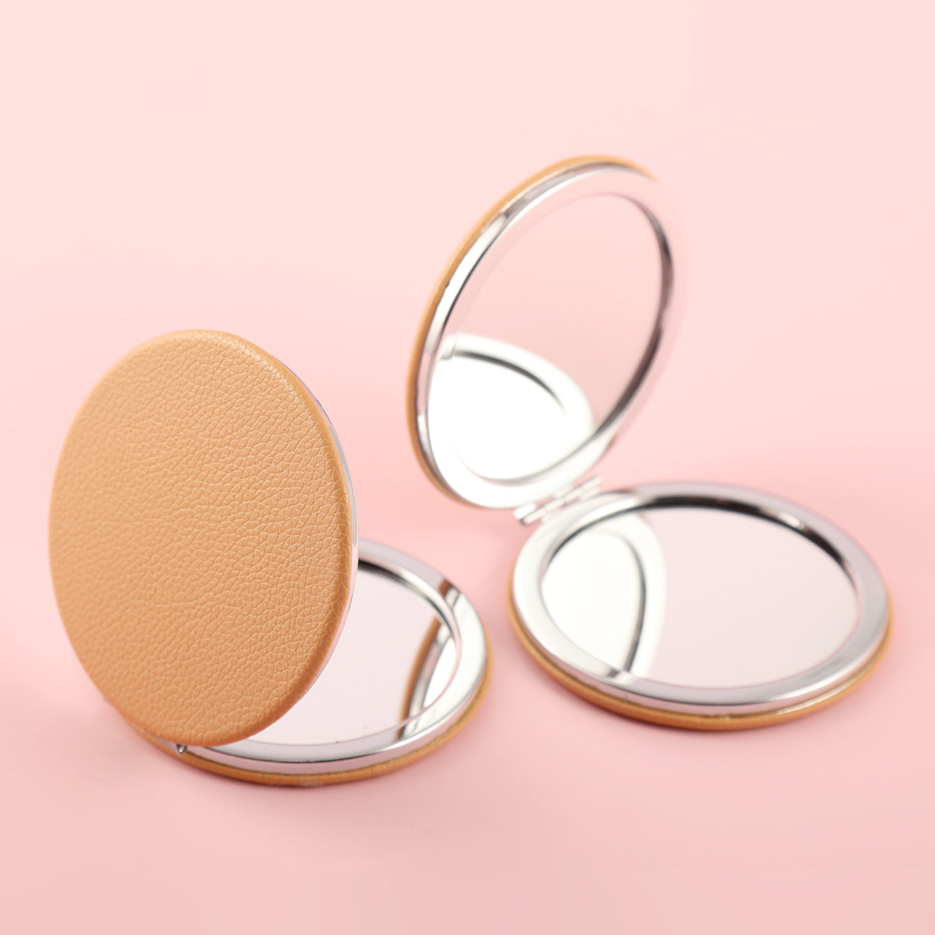 Yellow PU Leather, Paired with HD Glass Mirror and Plating Silver Metal Frames, Create a Light and Luxurious 70*70mm Round Cosmetic Mirror, with Exquisite Quality and Full Taste