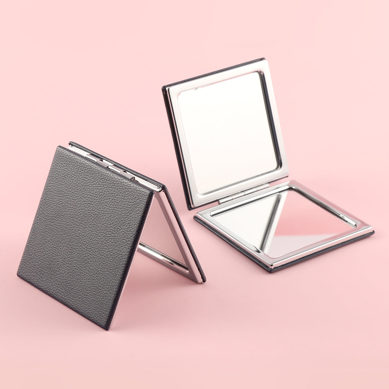 Exquisite PU Eco-Friendly Leather Inlay, HD Glass Mirror, Silver Plating Metal Frame, Creating a 70*70mm Black Square Cosmetic Mirror, an Excellent Gift Choice