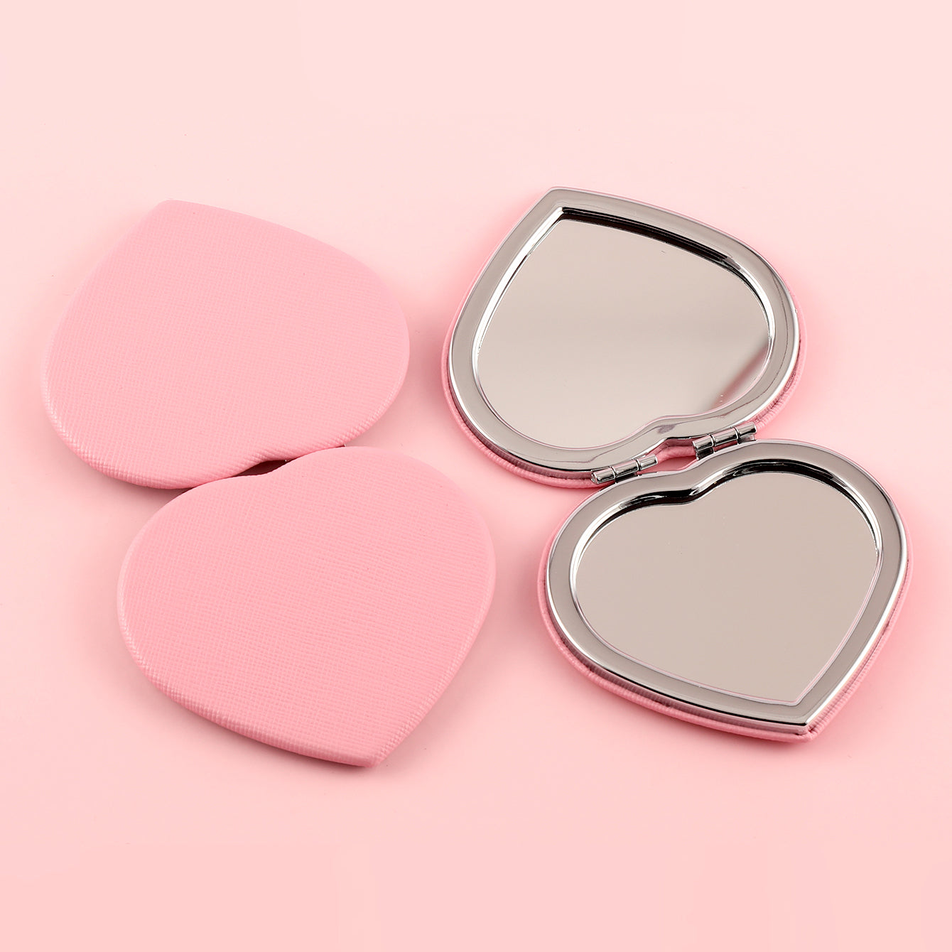 Eco-Friendly PU Leather Metal Bee Decorative Cosmetic Mirror, HD Glass Mirror, Plating Silver Metal Frame, Heart-Shaped 65*65mm, Available in Pink ,Maroon and Red, Preferred as a Gift