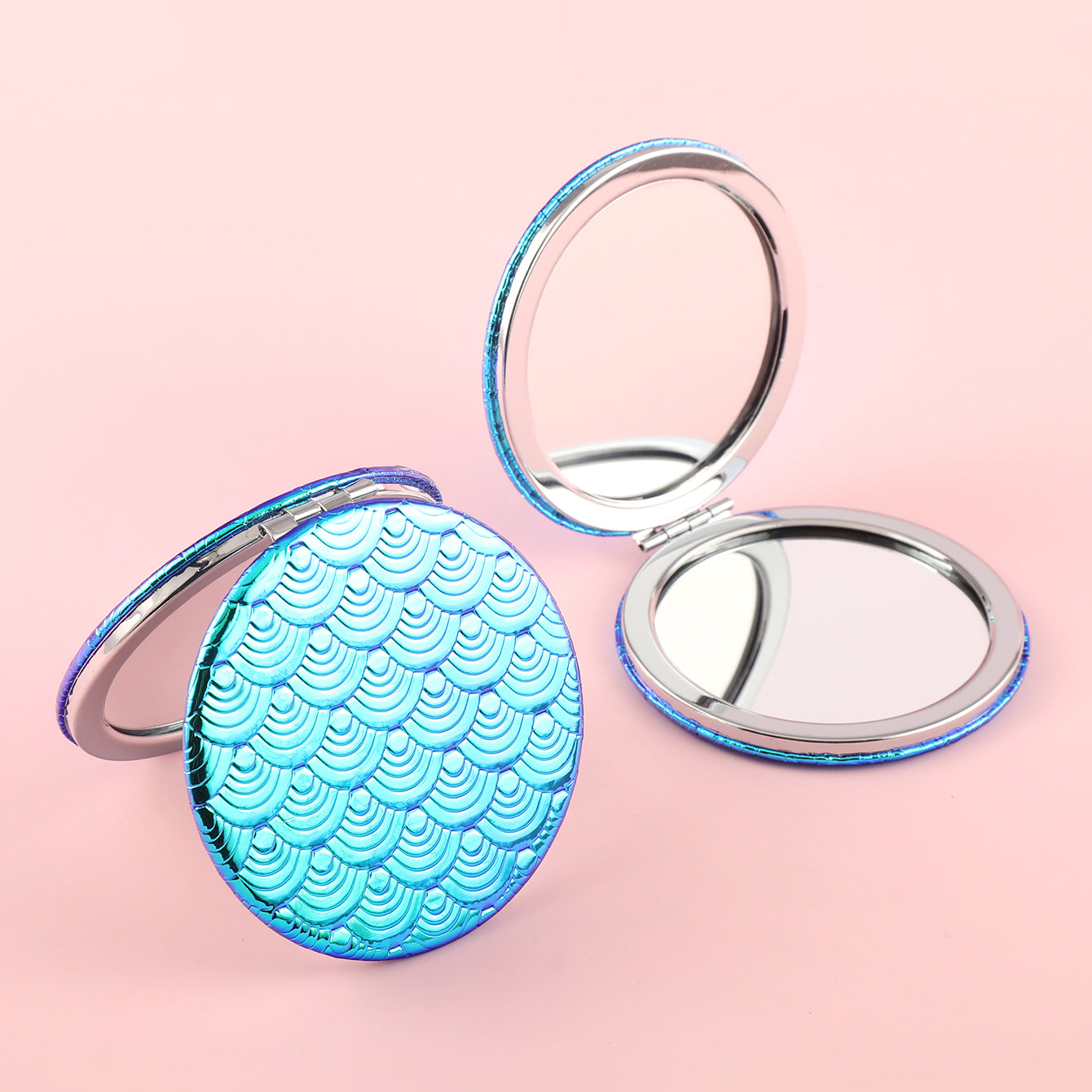 Eco-Friendly PU Leather Fish-Scale Cosmetic Mirror, High-Definition Glass Mirror, Plating Silver Metal Frame, 70*70mm Round Design, 8 Fashionable Colors Available, Perfect as a Gift for Friends