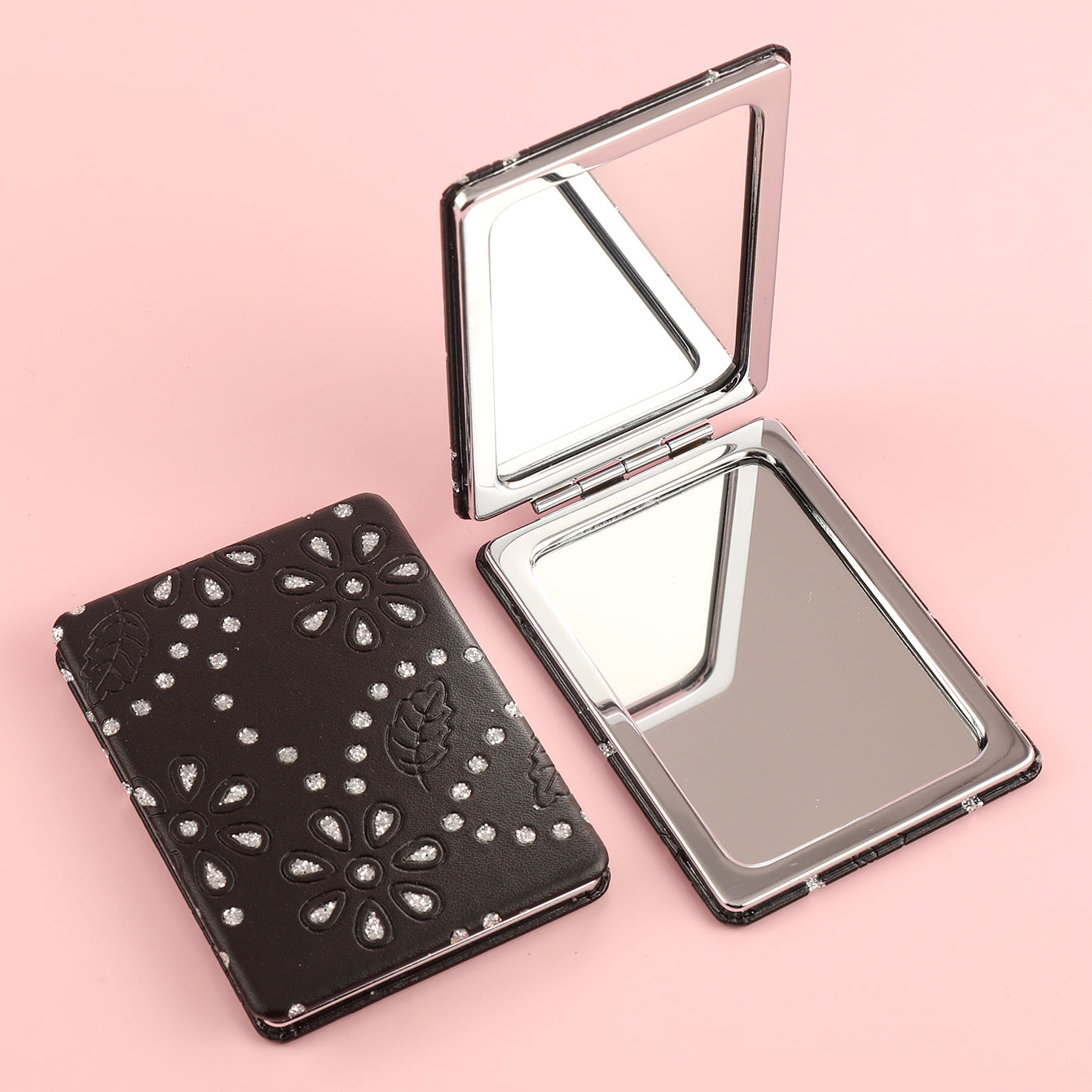 ✨Five-shaped Mirror, Ever-changing and Gorgeous!，HD Glass Silver Edge, PU Glitte Leather Covering, Black and White, The Best Choice for Gift-giving Makeup Mirror, Friends Will Love It💄🌟