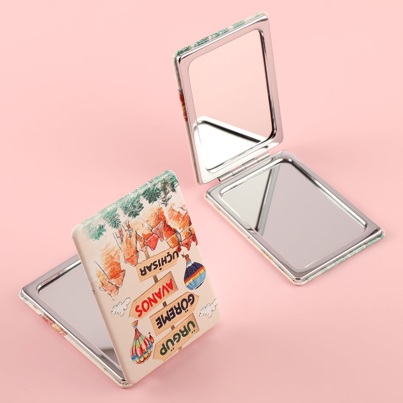 Intimate Customization, PU Eco-Friendly Leather, Plating Silver Edge, HD Mirror，Create Your Own Personalized Makeup Mirror, the Ideal Size of 85*62mm, to Perfectly Express Yourself