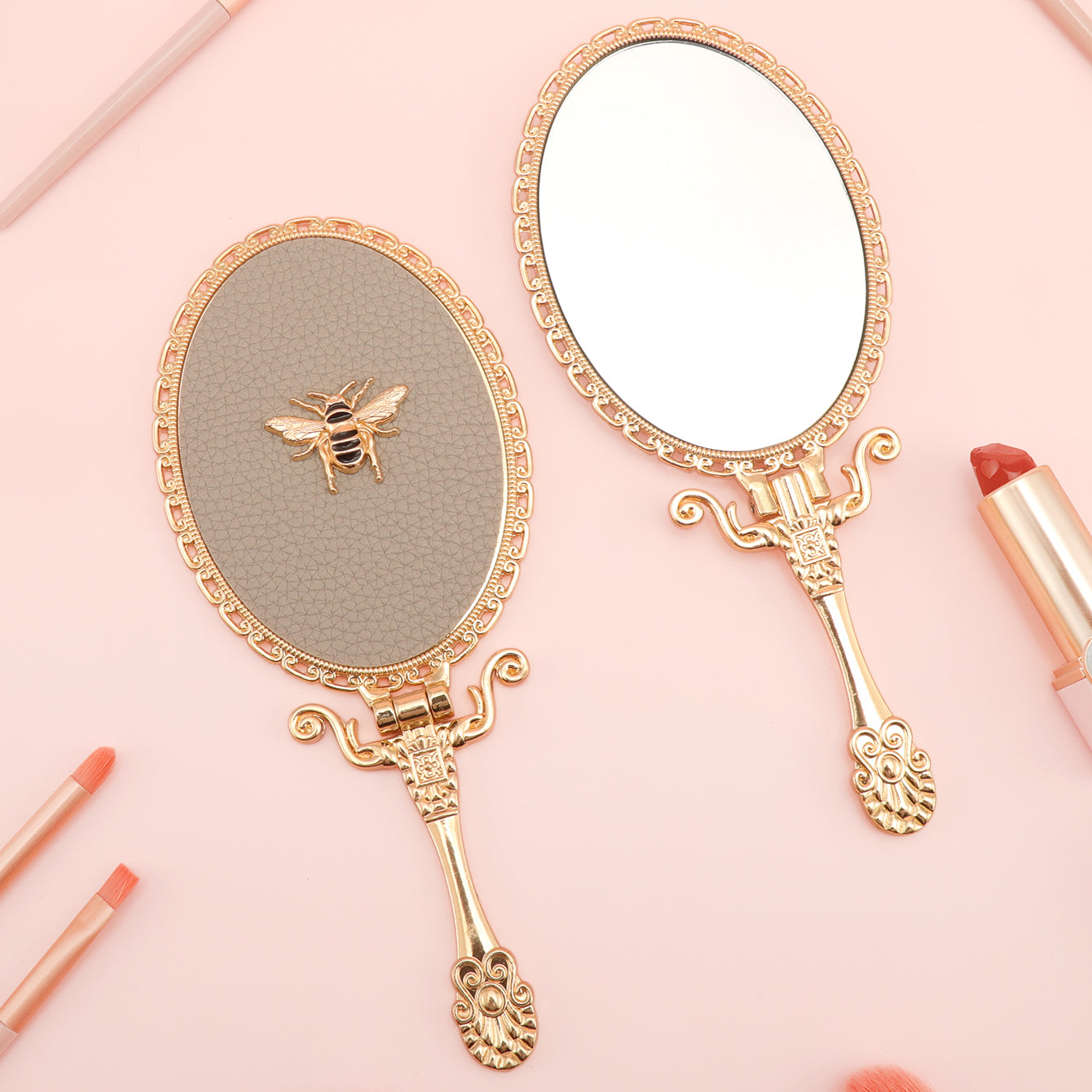 PU Leather Handheld Makeup Mirror, Decorated with Little Bee Gold Ornaments, Plating Gold, HD Glass, 175*75mm, Multiple Styles and Colors to Choose from