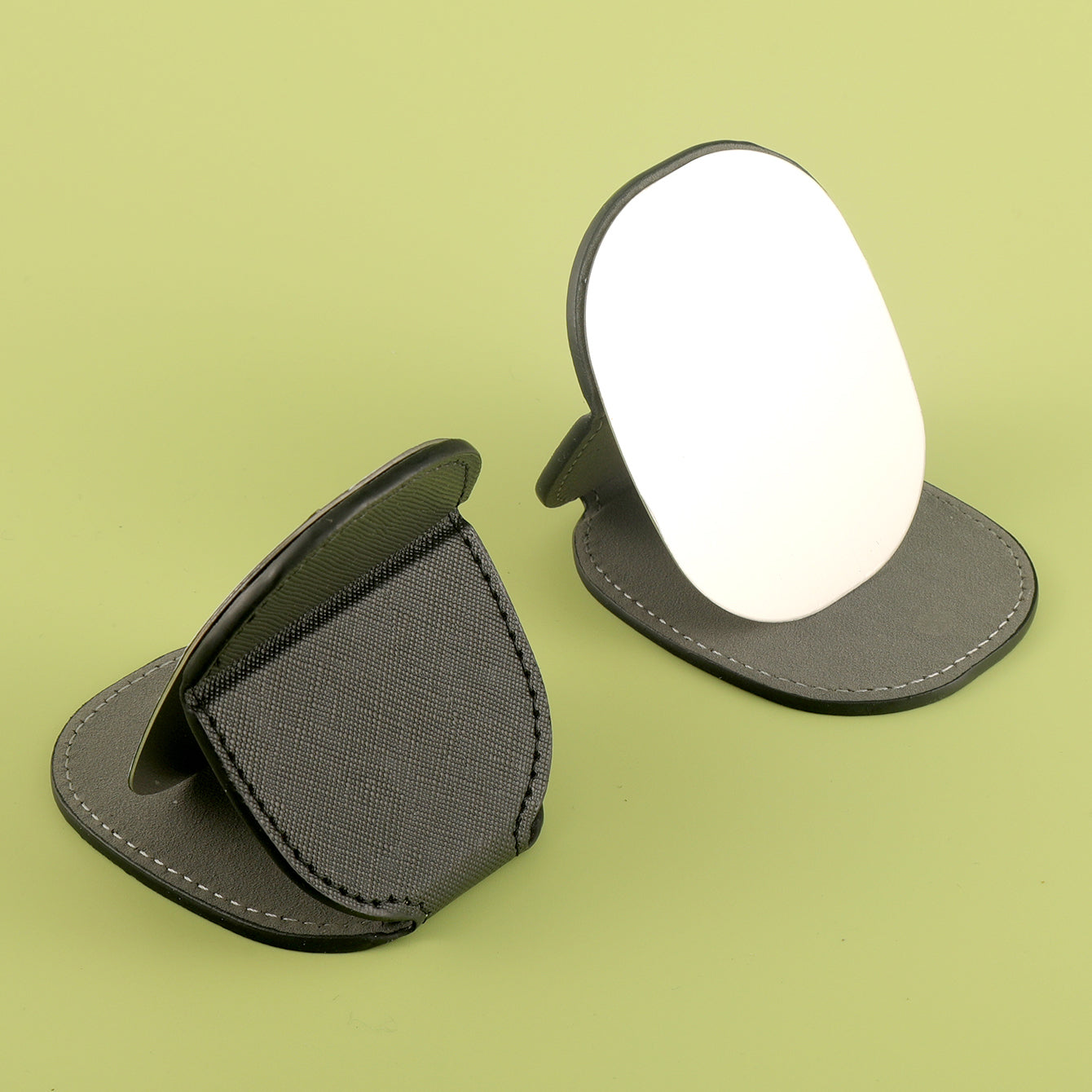 PU Eco-Friendly Leather with Bee Metal Decoration. Stainless Steel Cosmetic Mirror, 80*65mm Oval, Available in White, Pink, Light Pink, and Khaki.