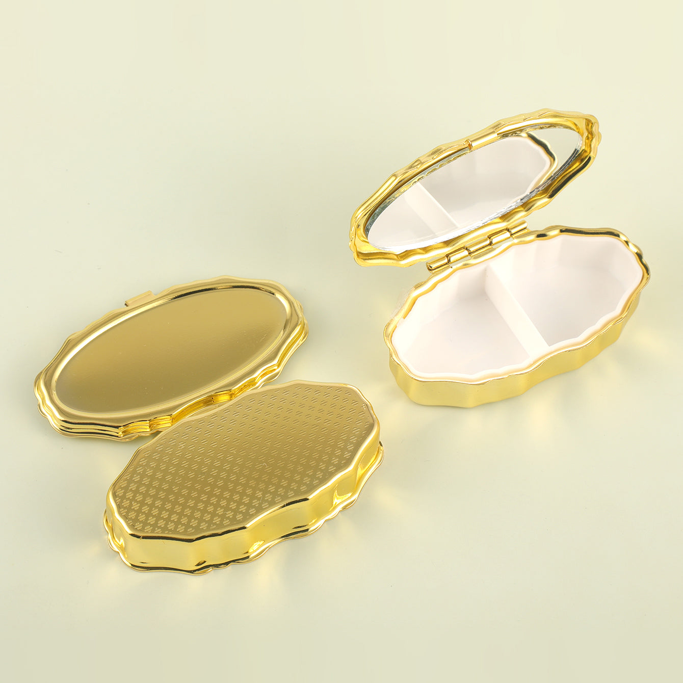 Stylish Oval Pill Box, Built-in HD Glass Mirror, 52*32mm, Multiple Colors Available