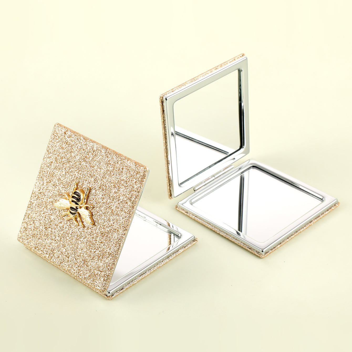 ✨ PU Eco-Friendly Leather Mirror, Embellished with Little Bee Gold Ornaments, HD Glass, Shiny Plating Silver Frame, 70*70mm Square Makeup Artifact, Pair It with Four Colors: Gold, Pink, White, and Black. 💄🌟