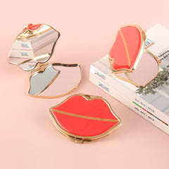 Lip Design, Plating Gold Metal Frame, HD Environmental Protection Glass Lens, 92x70mm Ultra-Mini Cosmetic Mirror, Take Beauty with You