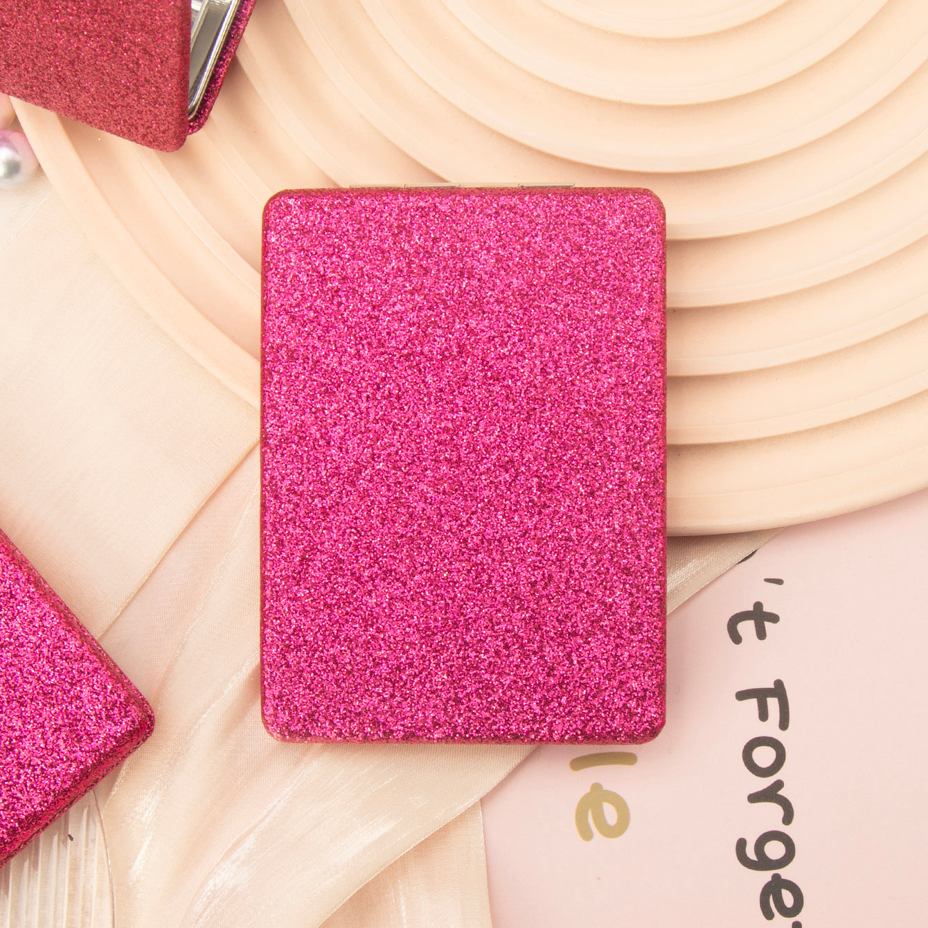 The Most Essential Makeup Tool Right Now! Eco-Friendly PU Glitte Leather, HD Glass, Plating Silver Metal Frames, Various Shapes and Colors, Give It to Your Beloved Girlfriends and Enjoy a New Level of Makeup✨