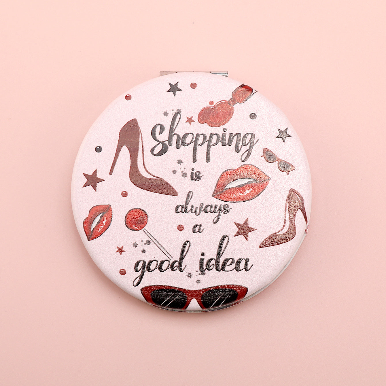 This 70*70mm Round PU Eco-Friendly Leather Makeup Mirror Comes With a Variety of Pattern Options and an Electroplated Silver Metal Frame, Making It a Perfect Gift Choice for Friends.