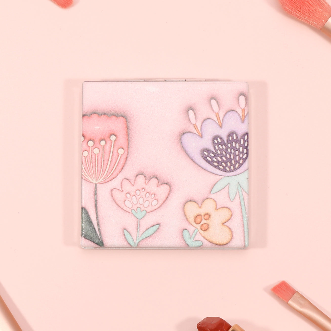 PU Eco-Friendly Leather Cosmetic Mirror, Printed With Various Patterns, Plating Silver Metal Frame, HD Glass, 70*70mm Square Design, Multiple Styles To Choose From, The First Choice For Gift Giving.