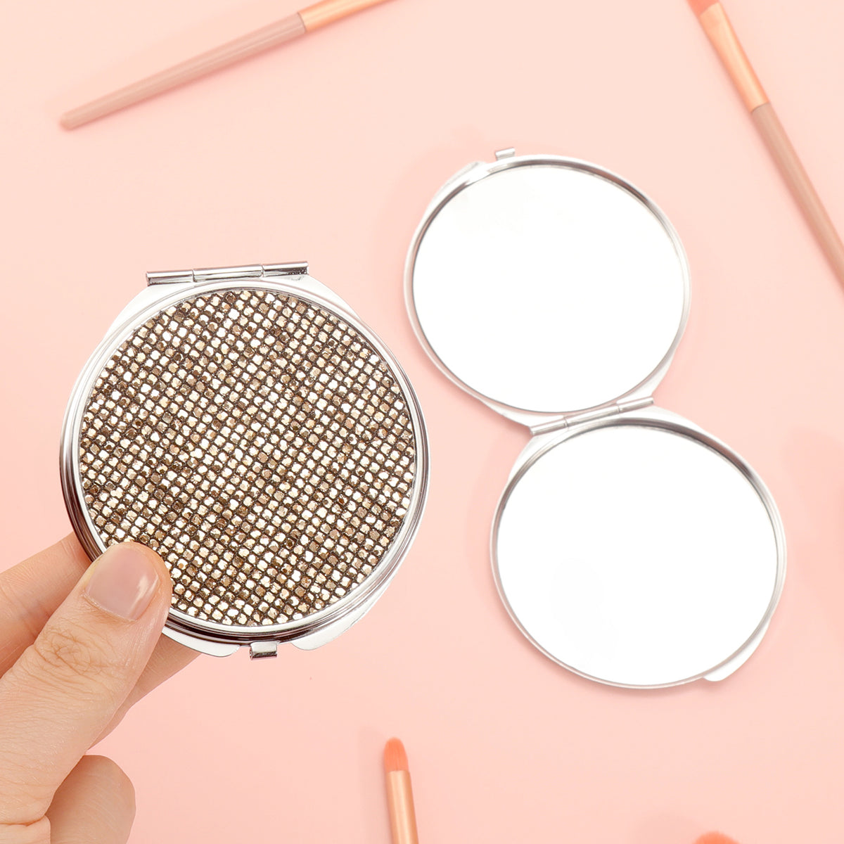 PU Eco-Friendly Leather Cosmetic Mirror, Printed With Various Patterns, Plating Silver Metal Frame, HD Glass, Round 70*70mm, Various Styles To Choose From, Perfect For Christmas Gifts.