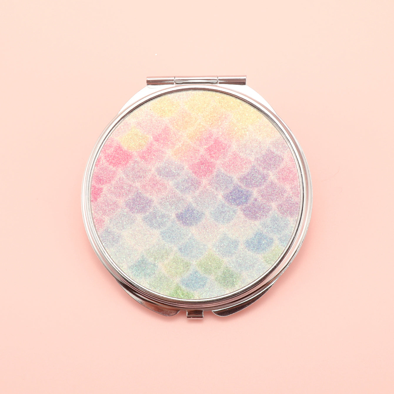 PU Eco-Friendly Leather Cosmetic Mirror, Printed With Various Patterns, Plating Silver Metal Frame, HD Glass, Round 70*70mm, Various Styles To Choose From, Perfect For Christmas Gifts.