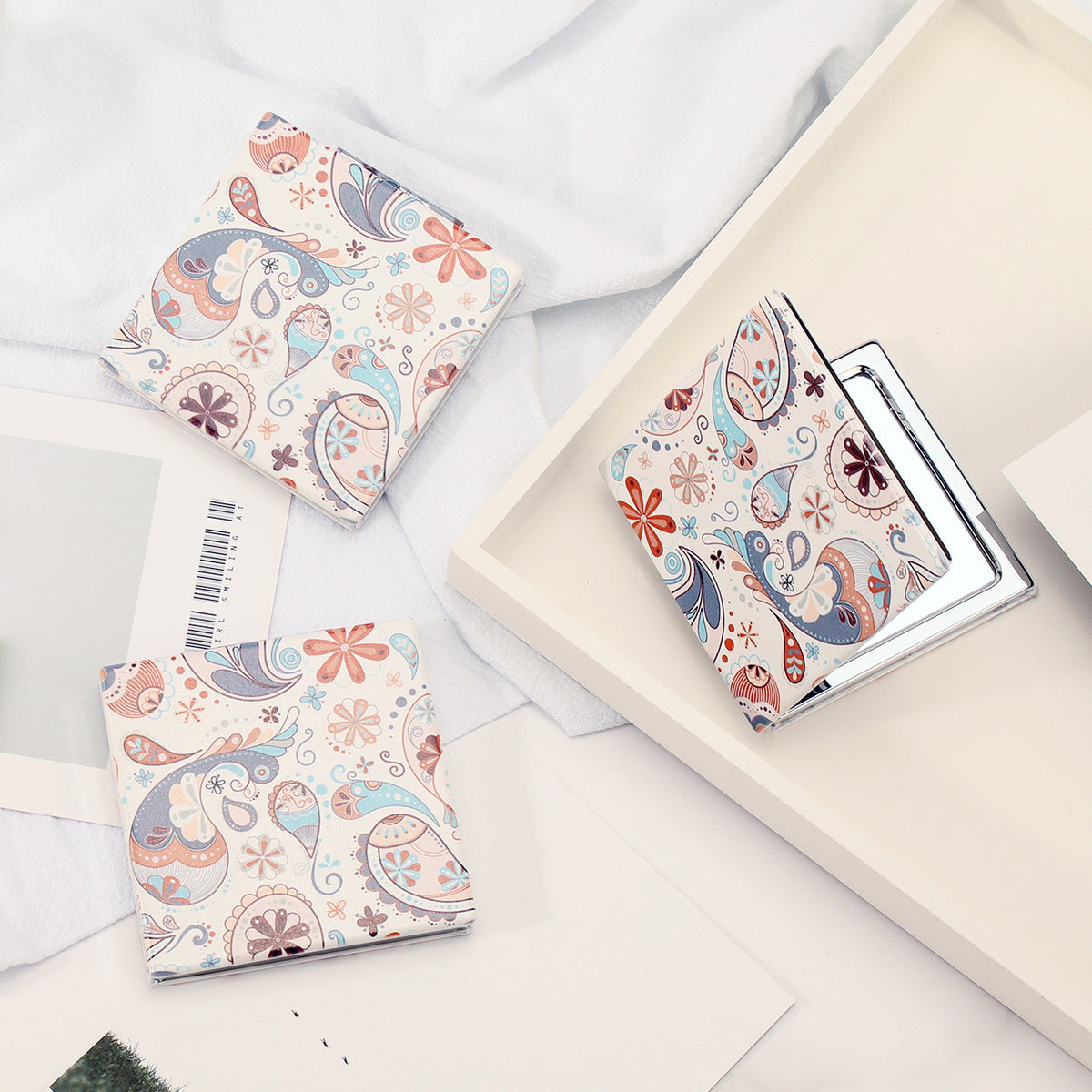 ✨ Made Of Eco-Friendly PU Leather, You Can Play With Various Prints! Plating Silver Metal Edge, HD Glass Mirror, 70*70mm Square Cosmetic Mirror, Colorful And Diverse, Unlimited Imagination! ✨